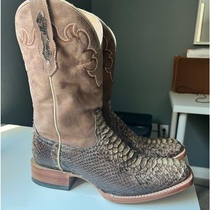 Cody James Men’s Python Western Boots- SQ toe